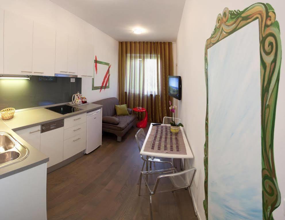 Anna Apartments Split Bagian luar foto